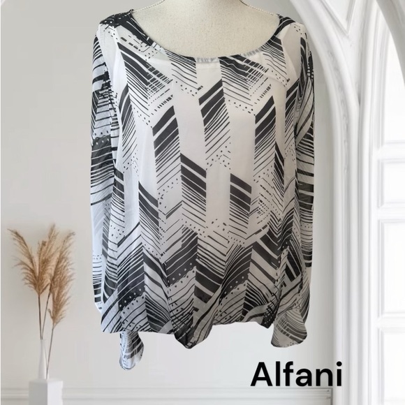 Alfani Tops - * ❤️ALFANI PRINT BLOUSE W/ATTACHED CAMI & SLEEVE DETAIL LARGE
